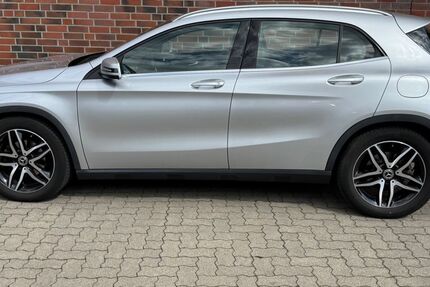 Mercedes-Benz GLA 180 60.827 km 19.990 &euro; Ribnitz / Nähe Rostock 18311