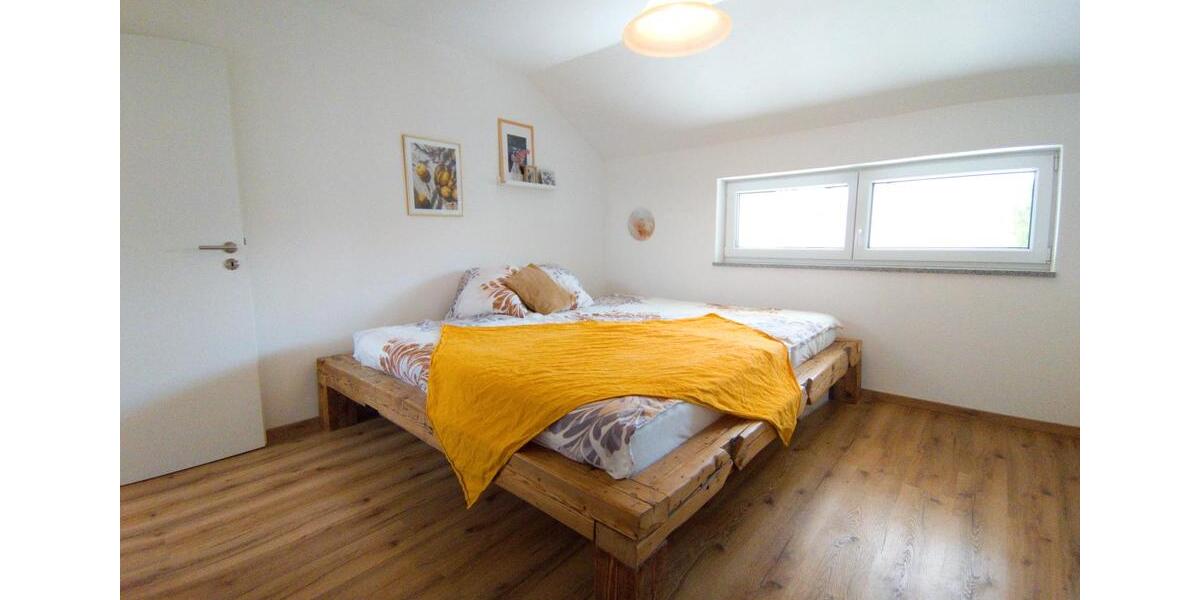 Doppelhaushälfte Greifenberg - 3.5 Zimmer, 95 m&sup2;, 1.569&euro; | Angebot:22888381