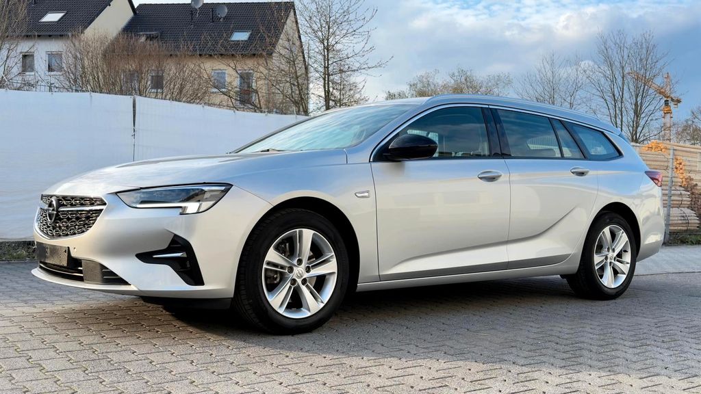Opel Insignia 84.651 km 17.990 &euro; Siegburg 53721