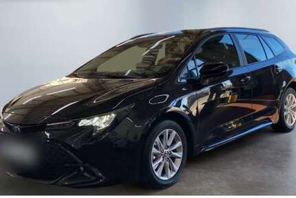 Toyota Corolla 17.801 km 26.490 € Grünwald 82031