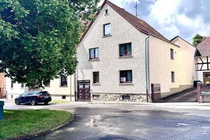 Haus Gerstungen Marksuhl - 9 Zimmer, 163 m&sup2;, 180.000&euro; | Angebot:26983085