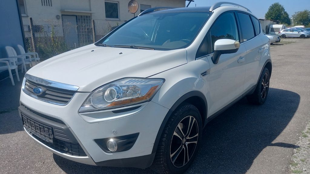 Ford Kuga 209.000 km 4.950 &euro; LUDWIGSBURG 71642