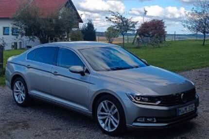 VW Passat 145.000 km 17.700 € Niederbergkirchen 84494