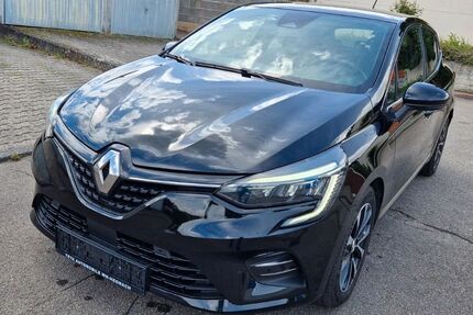 Renault Clio 153.000 km 9.800 &euro; Waiblingen OT Hegnach 71334