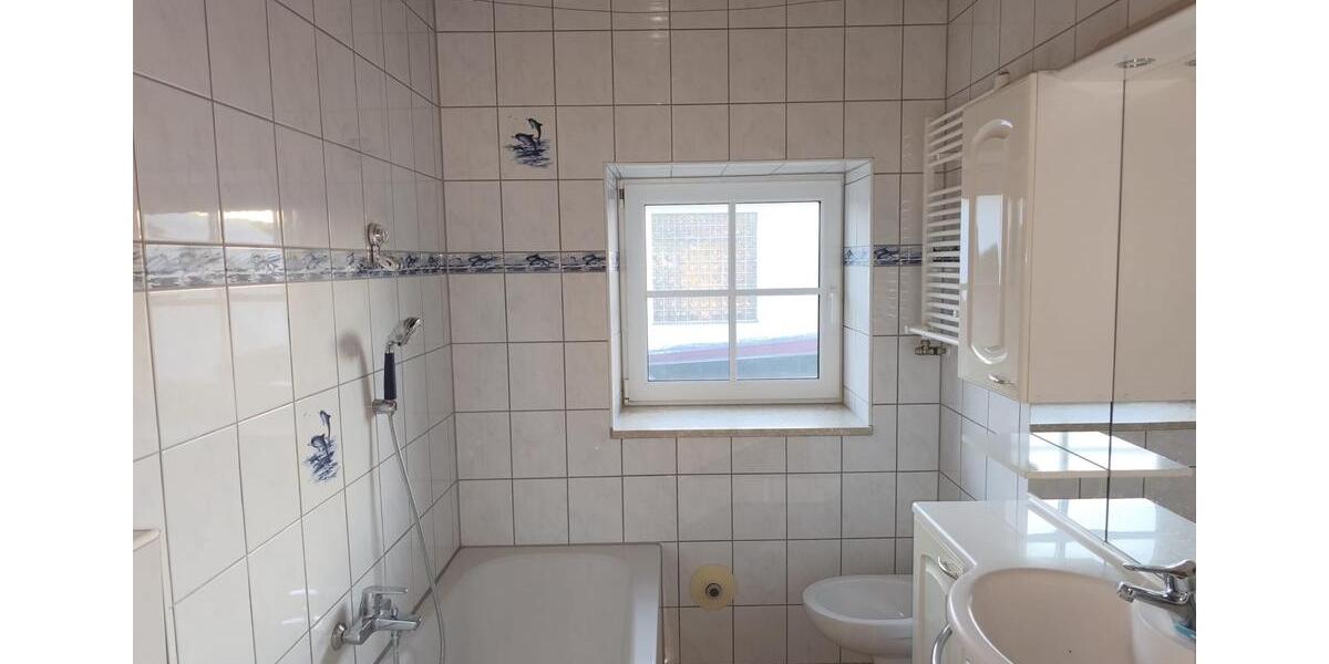 Einfamilienhaus Osterhofen - 6 Zimmer, 145 m&sup2;, 499.000&euro; | Angebot:27081386