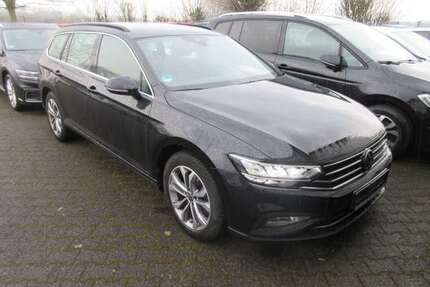 VW Passat Variant Business 2.0 TSI DSG NAVI ACC KAMER