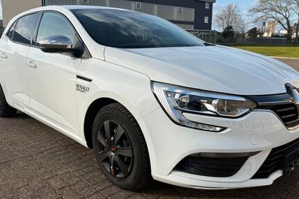 Renault Megane 52.800 km 8.700 &euro; Mönchengladbach 41068