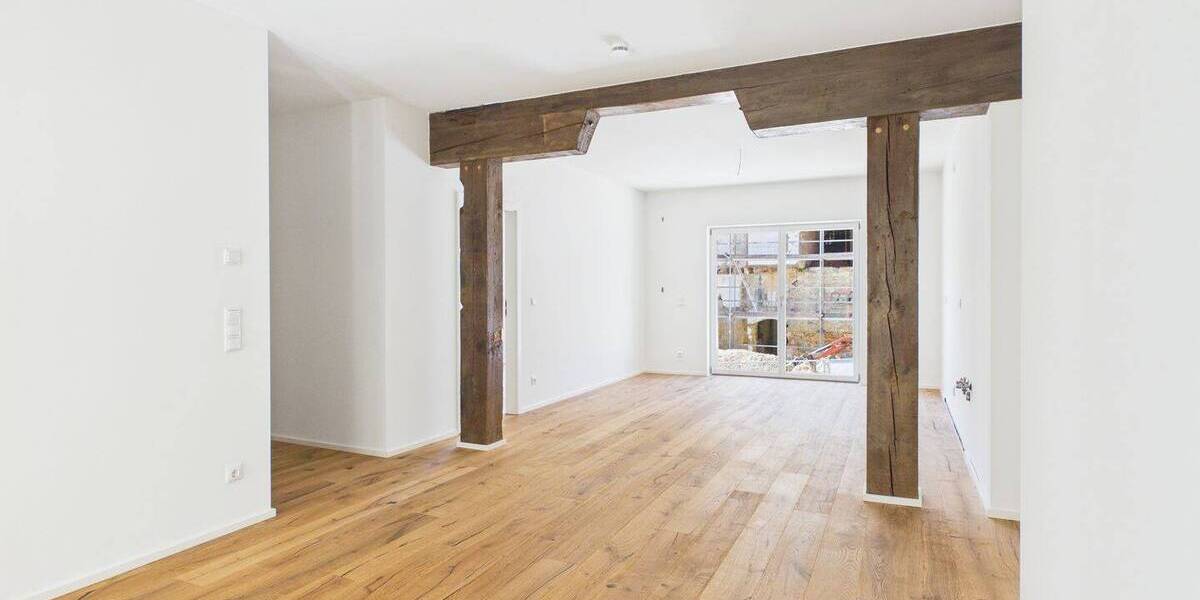 Etagenwohnung Amberg - 3 Zimmer, 100 m&sup2;, 1.500&euro; | Angebot:26449992