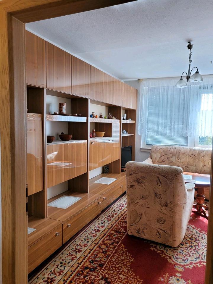 Eine schöne, helle und möblierte 2 Zimmerwohnung in Weißenfels.