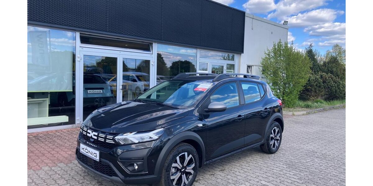Dacia Sandero 4.788 km 16.988 &euro; Eisenhüttenstadt 15890