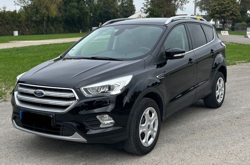 Ford Kuga 72.000 km 17.500 € Geisenfeld 85290