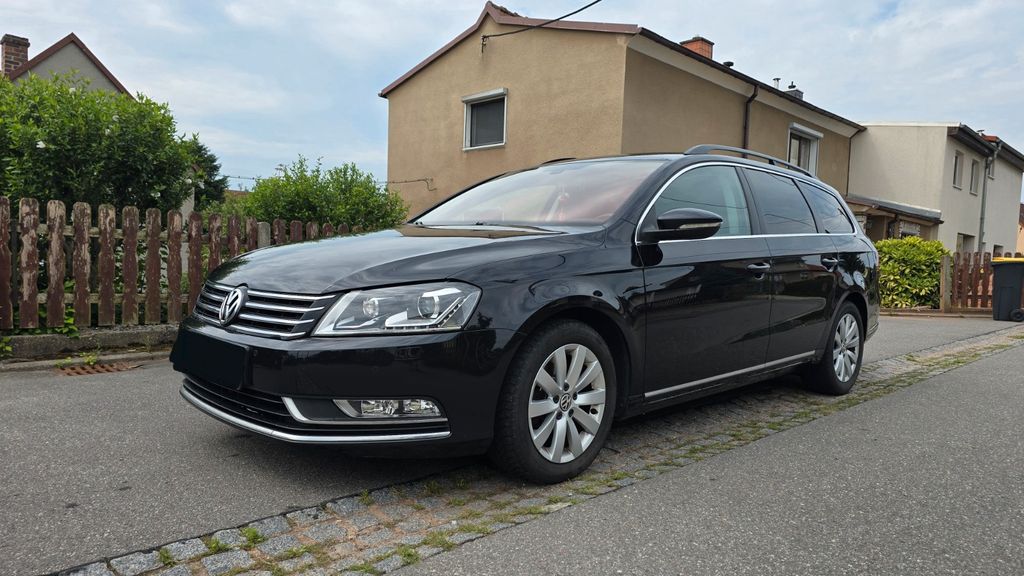 VW Passat Variant 163.657 km 8.499 &euro; Neukirchen 09221