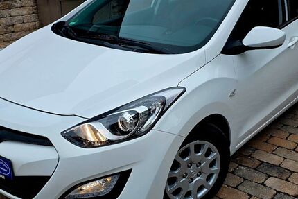 Hyundai i30 97.865 km 5.999 &euro; KASSEL 34125