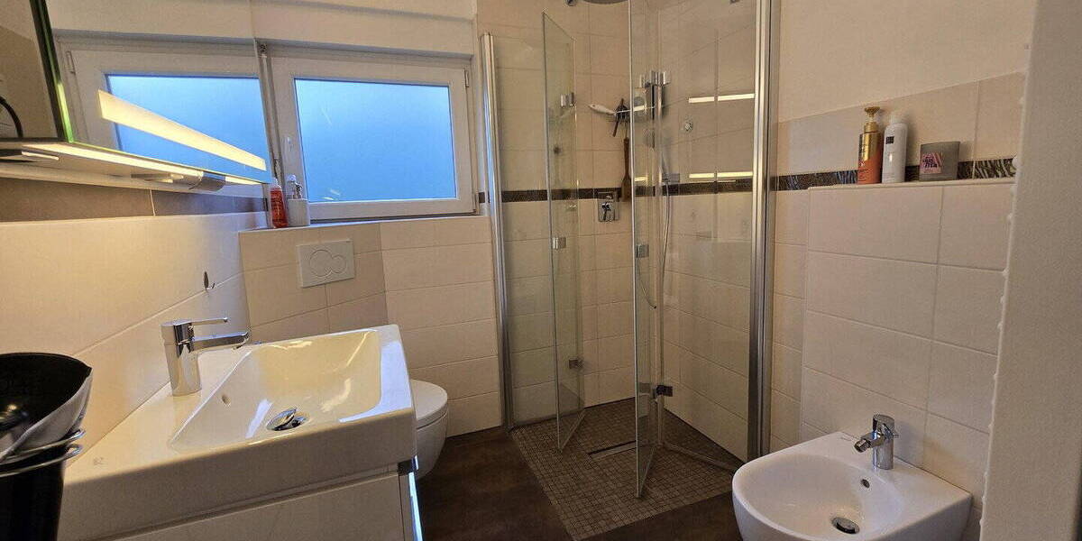 Einfamilienhaus Homberg - 1 Zimmer, 240 m&sup2;, 450.000&euro; | Angebot:26274279