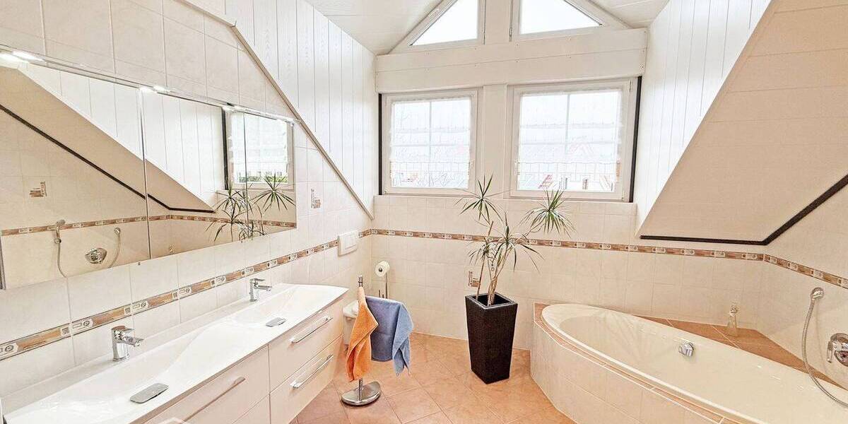 Mehrfamilienhaus, Wohnhaus Beilngries Aschbuch - 5 Zimmer, 161 m&sup2;, 648.700&euro; | Angebot:26319634