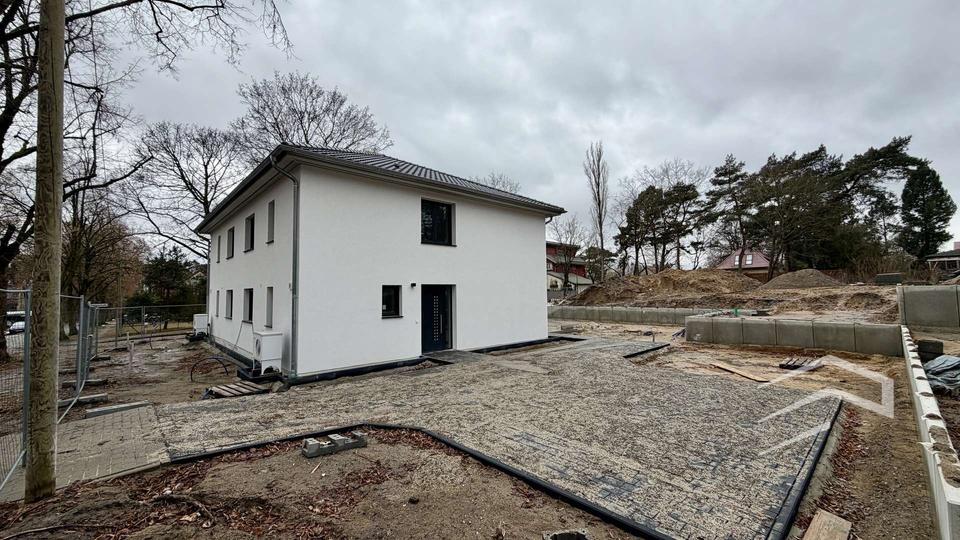 Doppelhaushälfte Trebbin - 4 Zimmer, 130 m&sup2;, 2.050&euro; | Angebot:26128576