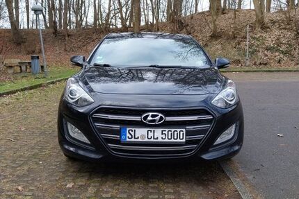 Hyundai i30 203.000 km 6.300 &euro; Neuberend 24879