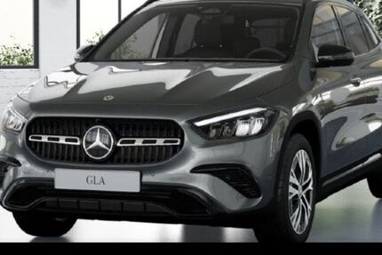 Mercedes-Benz GLA 200 9.900 km 42.990 € Frankfurt 60599