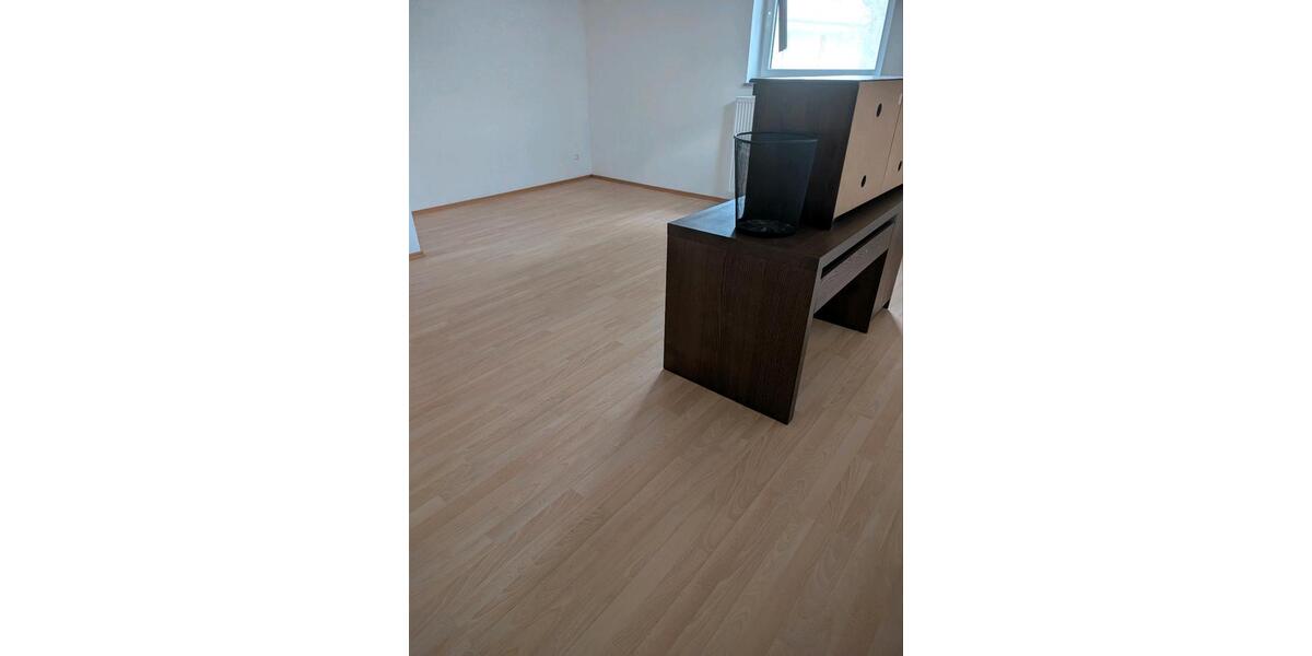 Hochparterre Regensburg Galgenberg - 4 Zimmer, 2.150&euro; | Angebot:22105657