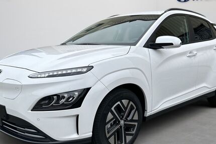 Hyundai KONA 11.000 km 32.490 € Roßleben-Wiehe OT Bottendorf 06571