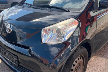 Toyota IQ 61.500 km 4.700 &euro; Leipzig / Holzhausen 04288