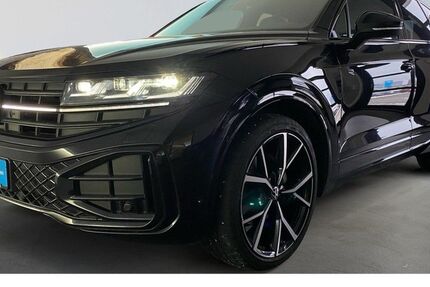 VW Touareg 89.799 km 59.850 &euro; Pfarrkirchen 84347