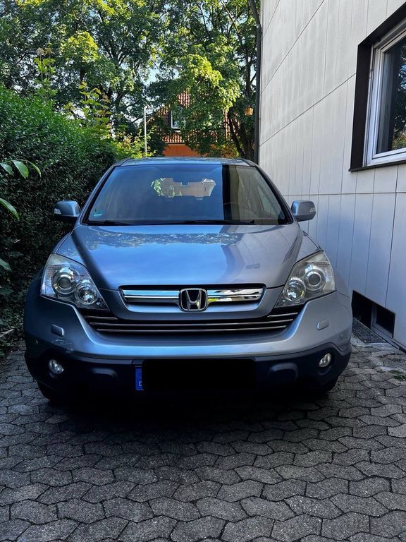 Honda CR-V 137.000 km 6.999 € München 81735