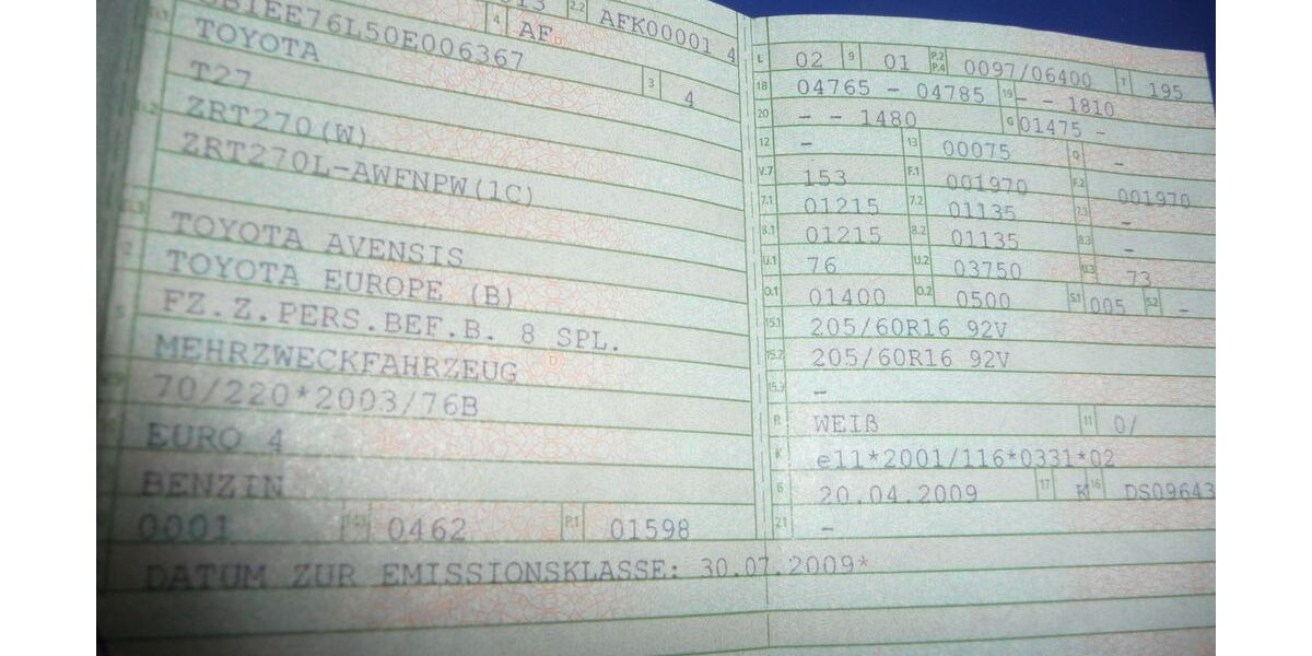 Toyota Avensis 140.000 km 6.400 &euro; Viersen 41751