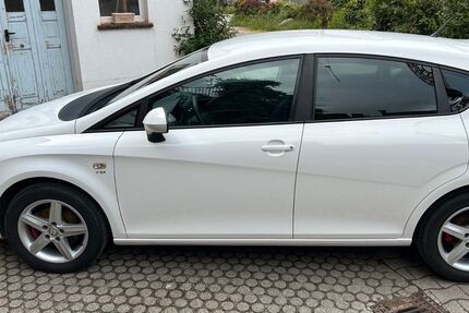 Seat Leon 136.500 km 4.500 &euro; Freiburg 79110