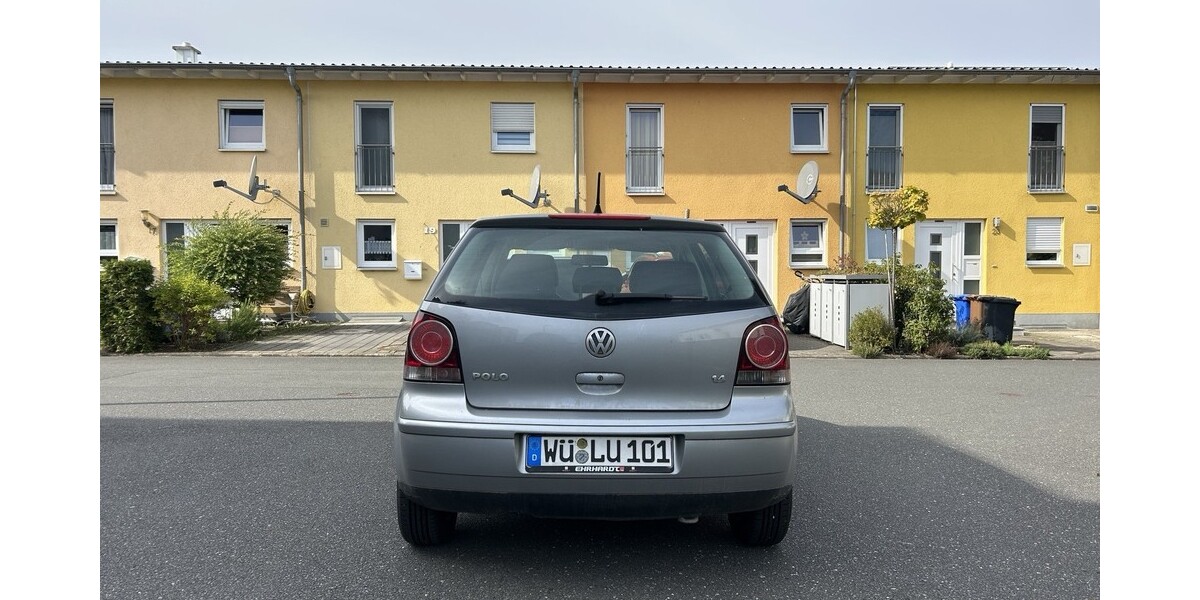 VW Polo 238.345 km 2.399 &euro; Würzburg 97070