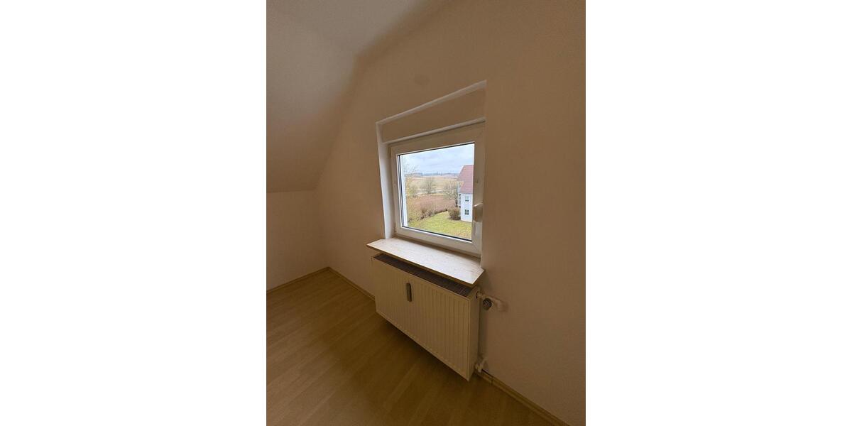 Dachgeschoßwohnung Bayreuth Meyernberg - 3 Zimmer, 75 m&sup2;, 520&euro; | Angebot:26648163
