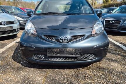 Toyota Aygo (X) 142.864 km 1.450 &euro; Karlsruhe 76137