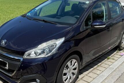 Peugeot 208 74.999 km 4.199 &euro; Ismaning 85737