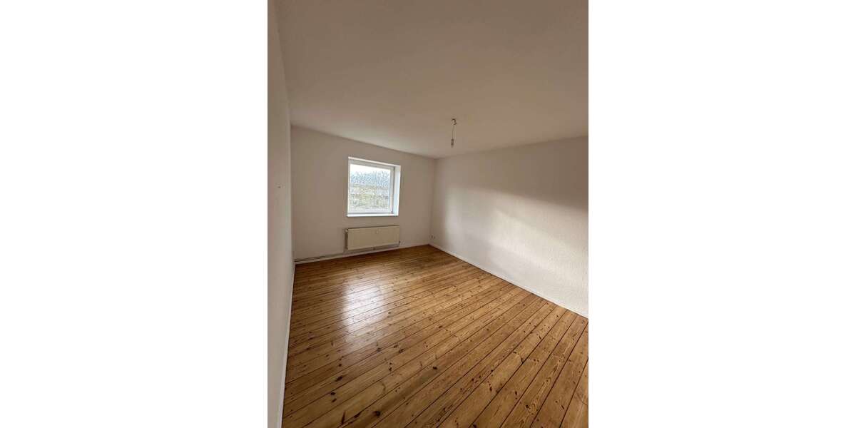 Wohnung zum Mieten in Perleberg 288 € 34 m² 1 zimmer