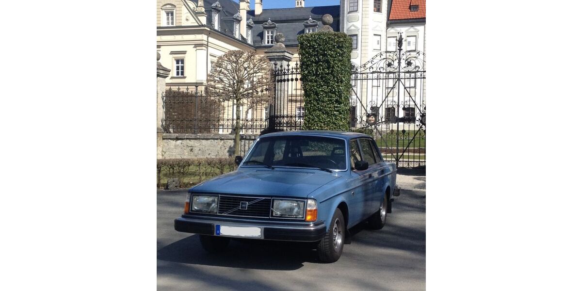 Volvo 240 116.000 km 13.950 &euro; Ebersberg 85560