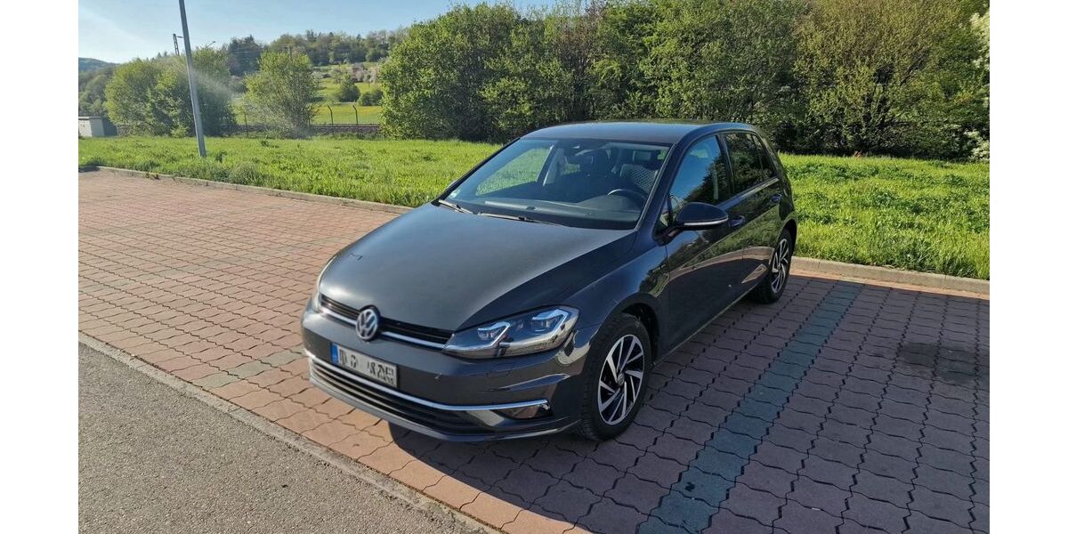 VW Golf 100.989 km 16.499 &euro; Remshalden 73630