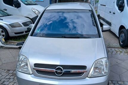 Opel Meriva 112.000 km 1.990 &euro; Berlin 12105