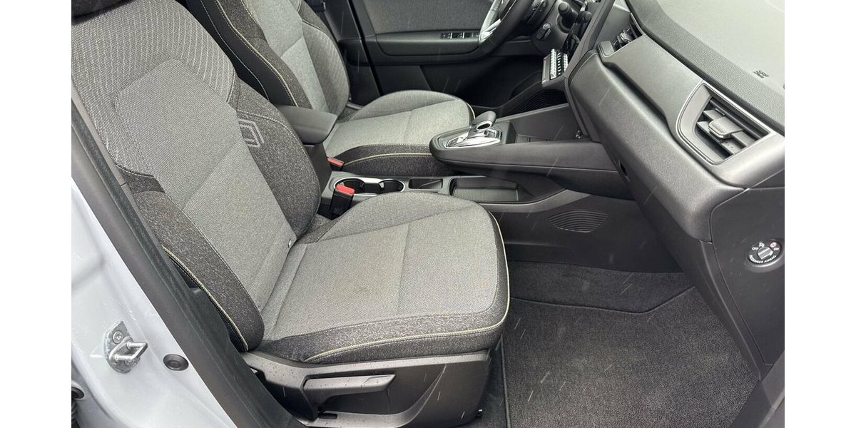 Renault Captur Techno 1.3 TCE EDC-Automatik *Kamera/Navi-A 6.685 km 25.890 &euro; Bamberg 96052