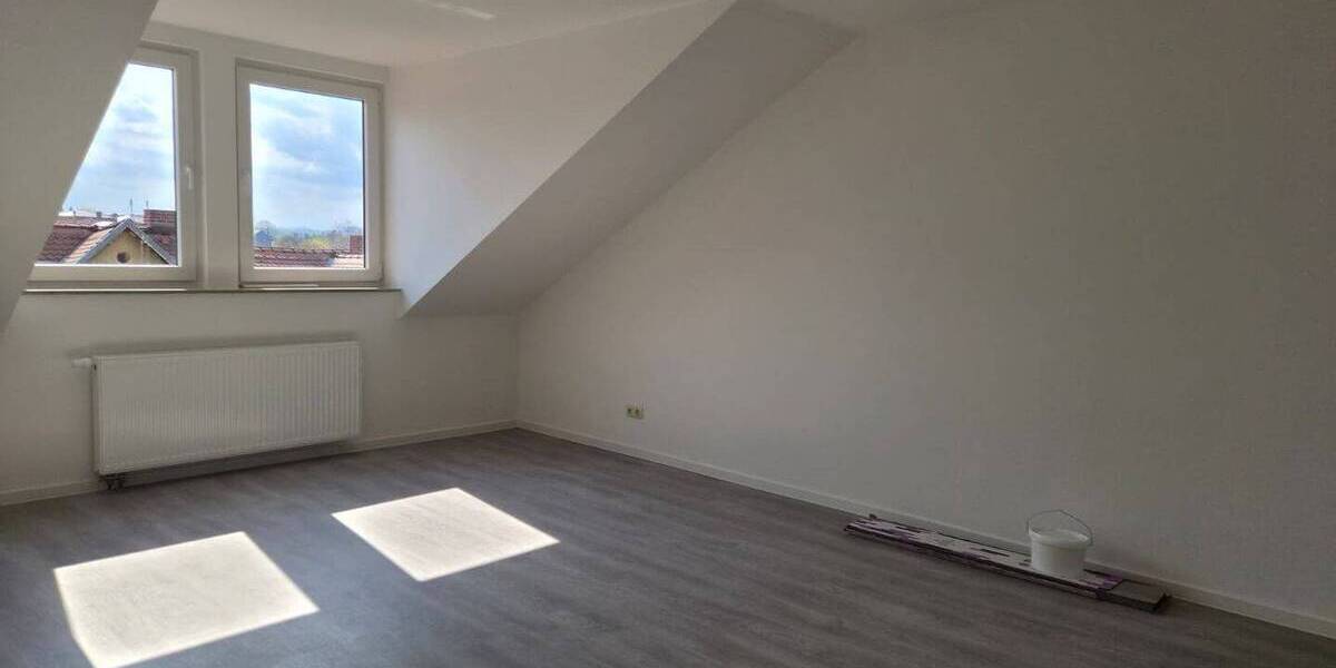 Etagenwohnung Apolda - 3 Zimmer, 92 m&sup2;, 795&euro; | Angebot:26228770