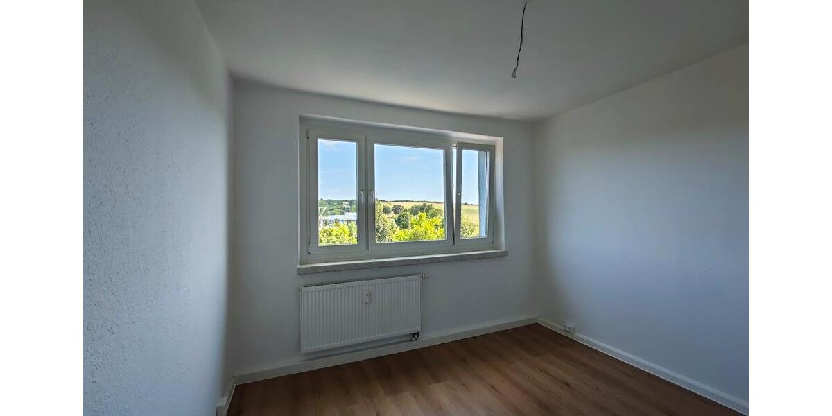 Etagenwohnung Sangerhausen - 4 Zimmer, 72 m&sup2;, 430&euro; | Angebot:26662546
