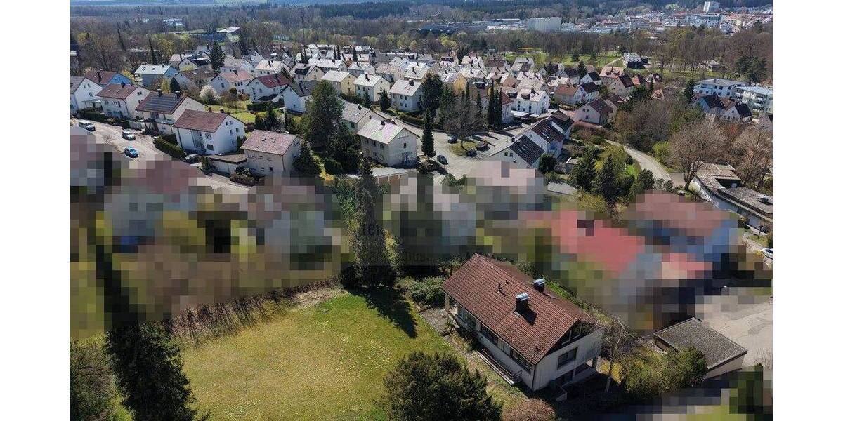 Einfamilienhaus Villingen-Schwenningen Schwenningen - 7 Zimmer, 216 m&sup2;, 790.000&euro; | Angebot:26306048