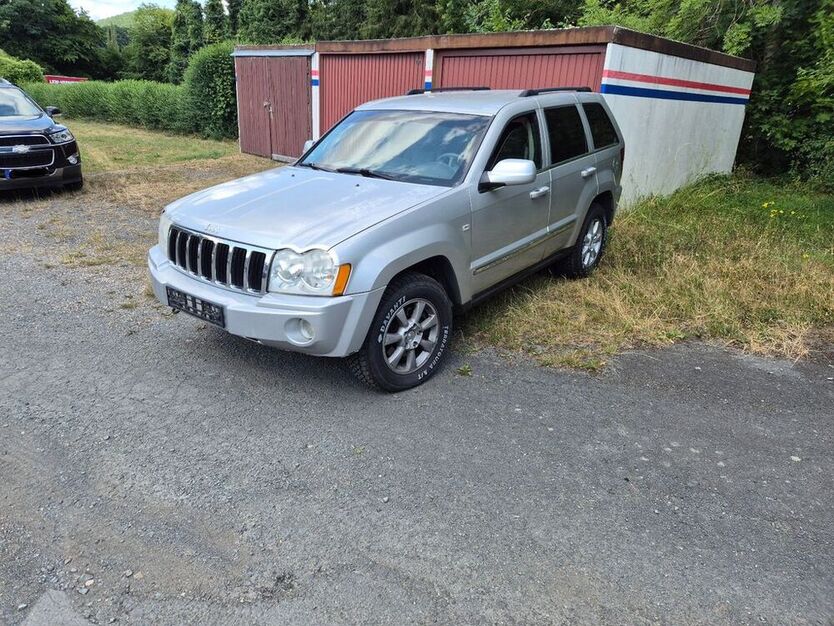 Grand Cherokee