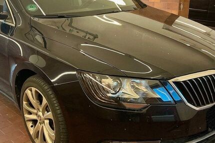 Skoda Superb 149.000 km 9.900 &euro; Berlin 12627