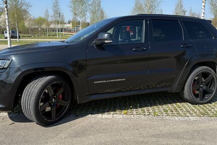 Jeep Grand Cherokee 192.300 km 22.990 &euro; Hallbergmoos 85399