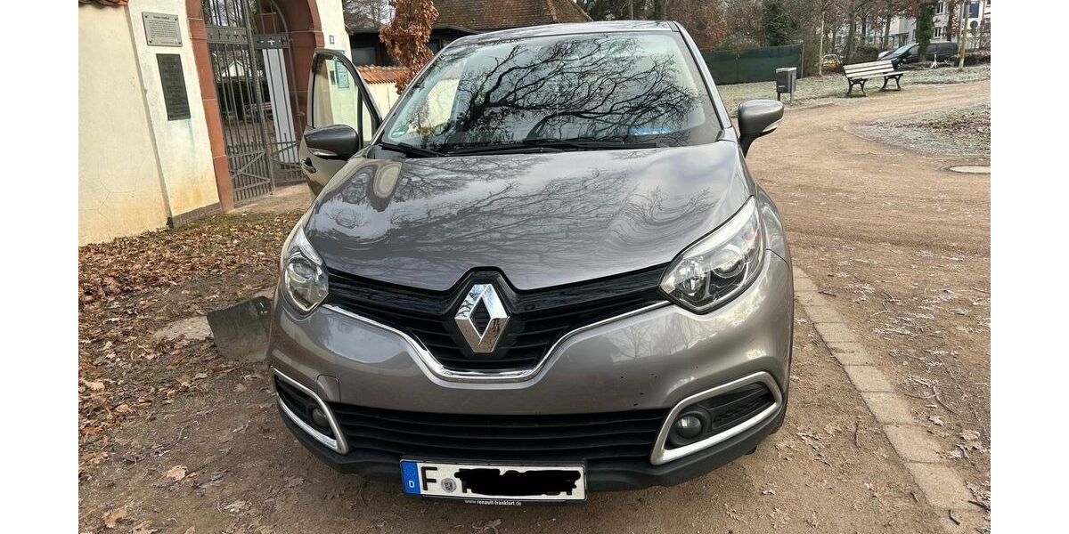 Renault Captur 165.000 km 7.990 &euro; Frankfurt 60439