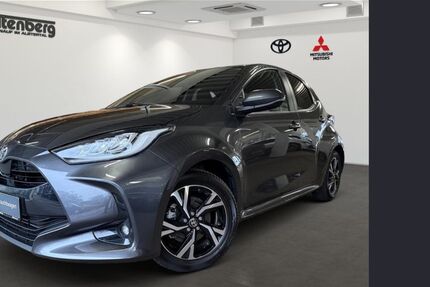 Toyota Yaris 14.100 km 20.980 € Hamburg 22399