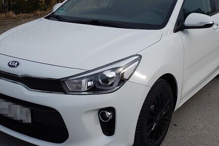 Kia Rio 84.192 km 9.999 € Hohenlinden 85664