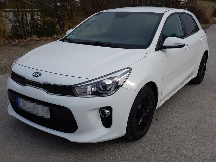 Kia Rio 84.192 km 9.999 € Hohenlinden 85664