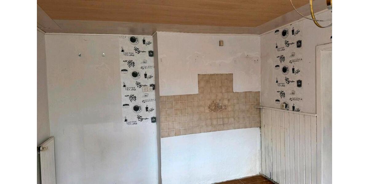 Einfamilienhaus Mehren - 8 Zimmer, 110 m&sup2;, 250.000&euro; | Angebot:25915413