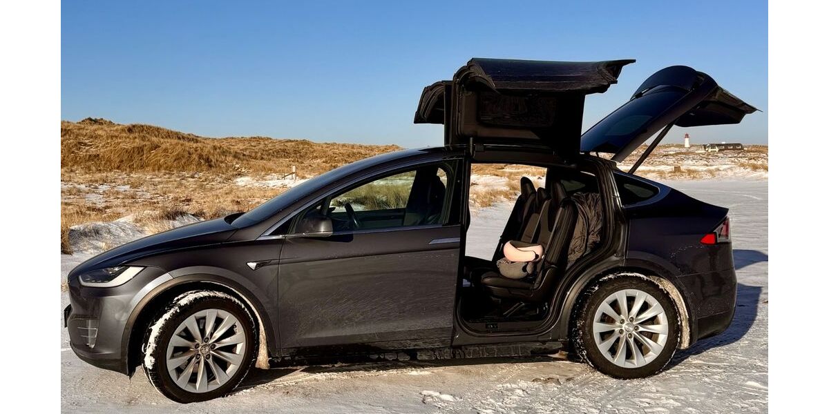 Tesla Model X 242.283 km 32.900 &euro; Wandlitz 16348